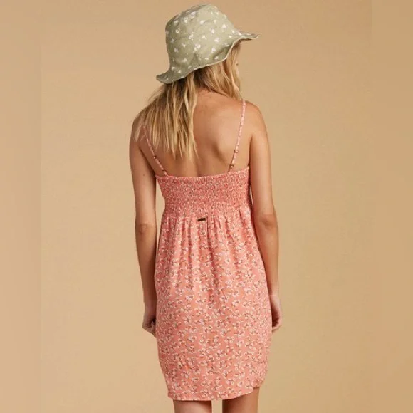Billabong x Salty Blonde 🌸 Salmon Floral Eco-Friendly Mini Dress - Picture 5 of 10